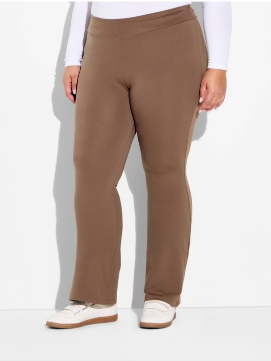 wild fable Pants - Women's Low-Rise ButterBliss Flare Leggings - Wild Fable' Espresso 1X